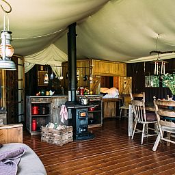 Guest house 531210 - Tent house Salland - Tenthuisje met warme privédouche bij de boer
