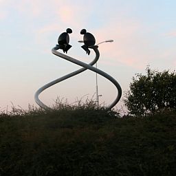 Artwork near cottage in Heeten, Salland, surrounded by natural beauty.