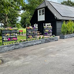 Charming exterior of Huisje in Hasselt, vacation home in green Salland, Overijssel.