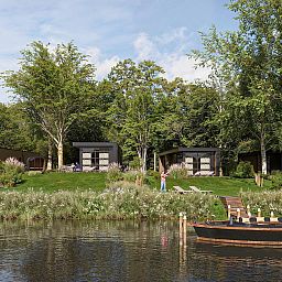 Guest house 540118 - Holiday property Vechtstreek - Vechtoever | Sauna & Buitendouche | 4 Pers