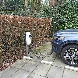 Gemuetliches Schlafzimmer im Ferienhaus OV676 in Lemele, Vechtstreek, mit zwei Betten.