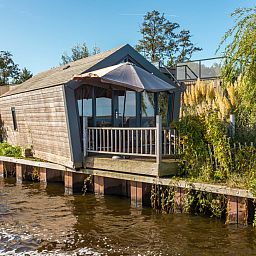 Guest house 550616 - Holiday property Noordwest Overijssel - Tiny House Havenzicht