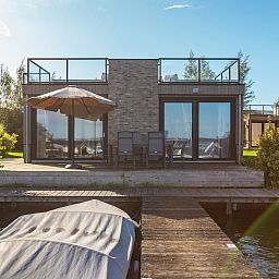 Guest house 550640 - Holiday property Noordwest Overijssel - Vakantiehuis De Wiedense Meren - Villa Waterrijk | 4p