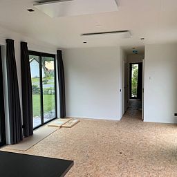 Interieur van Vrijstaande woning in IJhorst, vakantiehuis in Noordwest Overijssel met uitzicht op groene omgeving.