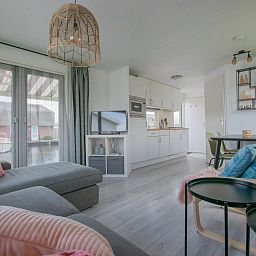 Moderne binnenruimte van Blauwborst 24-18 vakantiehuis in Breukelen, Utrecht