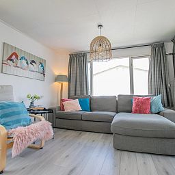 Gezellige woonkamer in Blauwborst 24-18 vakantiehuis in Breukelen, Utrecht