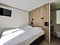 Guest house 570452 • Fixed travel trailer Utrechtse Heuvelrug • Chalet Lockhorst  • 5 of 11
