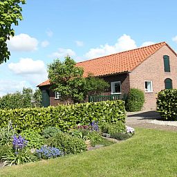 Cottage in Achterveld, Ferienhaus auf dem Utrechter Huegelruecken, umgeben von ueppigen Gaerten und ruhiger Natur in Utrecht.