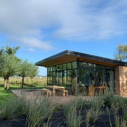 Ferienhaus in Kamperland, umgeben von viel Gruen und Ruhe in Noord-Beveland, Zeeland.