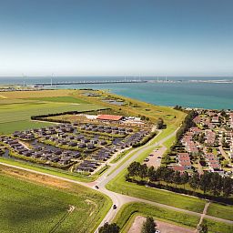 Verblijf 5903519 - Vakantiewoning Noord-Beveland - Vrijstaande woning in kamperland