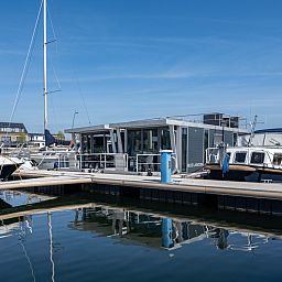 Guest house 5903621 - Holiday property Noord-Beveland - Waterlodge Blue Island | Marina Kamperland