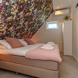 Guest house 590430 - Holiday property Noord-Beveland - Vakantiehuis Vintage Vibes Kortgene