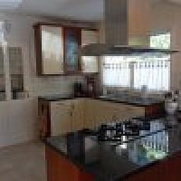 Modern kitchen in Mi Casa, Burgh-Haamstede, ideal for culinary adventures during your vacation in Zeeland.