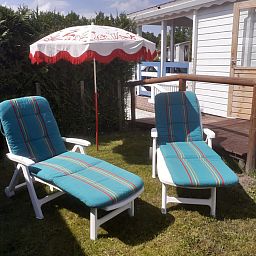 Modernes Badezimmer im Ferienhaus ZE1418, Sint-Annaland, mit Luxusdusche.