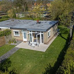 Aerial view of vacation home ZE742 and garden in Oostkapelle, Zeeland.