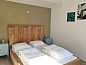 Verblijf 620343 • Vakantiewoning Walcheren • Sfeervolle 6-persoons vakantiebungalow onderaan de duinen  • 10 van 23