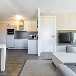 Modern kitchen in Bordeaux Comfort 4 apartment, Domburg, Walcheren, Zeeland. Stylish interior space for a comfortable stay.