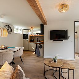 Zonovergoten strand in de buurt van vakantiehuis ZE1443 in Domburg, Walcheren, Zeeland.