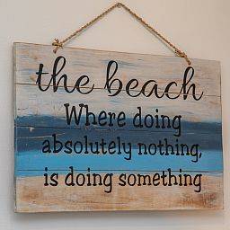 Welkomspakket in keuken van ZE1448 vakantiehuis in Aagtekerke, Walcheren, Zeeland.