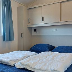 Komfortables Doppelzimmer im Chalet Zeeotter 6 Persoons, Zoutelande, Zeeland.