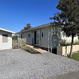 Vorderansicht von VZ807 Ferienhaus Breskens, ein gemuetliches Ferienhaus in Zeeland.