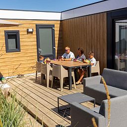 Guest house 631641 - Holiday property Zeeuws-Vlaanderen - Zonneweelde Lodge XL