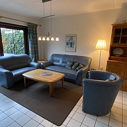 Gemuetliches Wohnzimmer in VZ919 Ferienhaus in Retranchement, ideal fuer Entspannung in Zeeland.