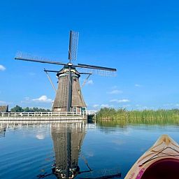 Traditionelles Ferienhaus in der Naehe der Muehle in Brandwijk, Alblasserwaard, ideal fuer einen erholsamen Urlaub.