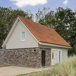 Freistehendes Haus in Ouddorp, ein charmantes Ferienhaus in Goeree-Overflakkee, Sdholland, inmitten der grnen Natur.