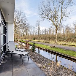 Guest house 670303 - Chalet Groene hart - Chalet in Nieuwerkerk a/d IJssel