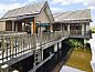 Guest house 670855 • Bungalow Groene hart • De Reeuwijkse Plassen | 20-persoons waterwoning - Wijk en Wo  • 1 of 13
