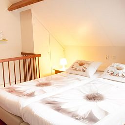 Comfortable bedroom in Holiday home in Nieuwveen, Green Heart, South Holland.