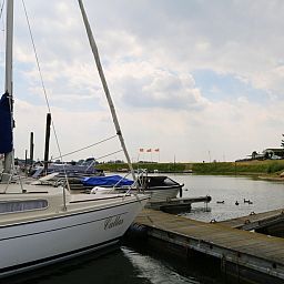 Recreatiepark en Jachthaven Rhederlaagse Meren