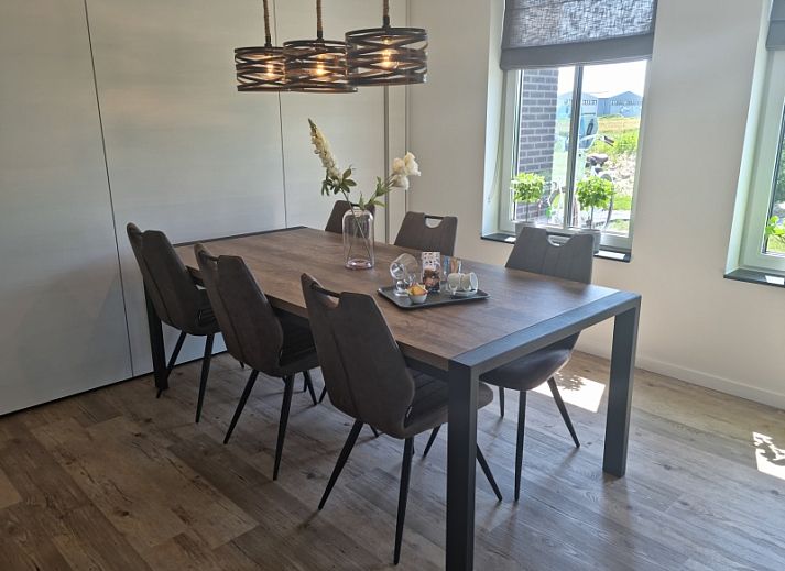 Sonniger Tag im Ferienhaus De Muy in De Cocksdorp, Texel, Watteninseln.