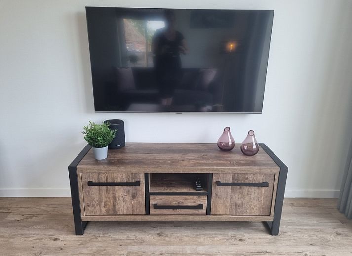 Geniet van de rust bij Vakantiehuis De Slufter, gelegen in De Cocksdorp, Texel, omringd door een prachtige natuurlijke omgeving.