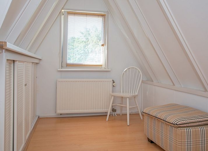 Moderne keuken in Vakantiehuis Slufterduin 076, De Cocksdorp, Texel. Compleet uitgerust voor een comfortabel verblijf op de Waddeneilanden.