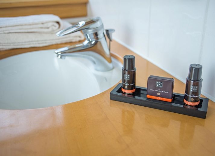 Gezellige woonkamer van De Velduil vakantiehuis in De Cocksdorp, Texel.