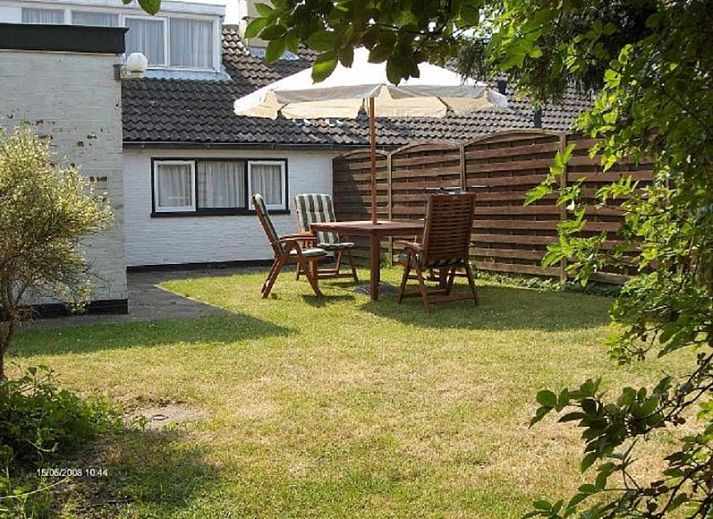 Gemuetliche Kueche und Essecke in Kikkertstraat 067, Ferienhaus in De Cocksdorp, Texel.