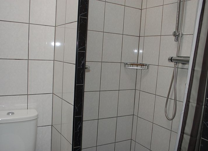 Gemuetliche Kueche im Bungalow Tamarisk 212, De Cocksdorp, Texel mit modernen Annehmlichkeiten.