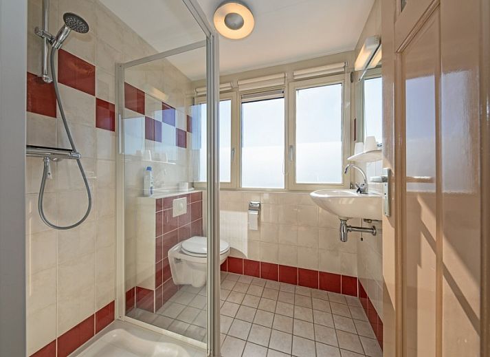 Moderne Kueche im Ferienhaus Junier/Huisman, Sued-Eierland, Texel mit voller Ausstattung.