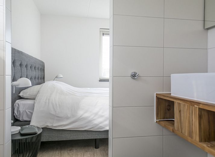 Landhuis type K in De Cocksdorp op Texel, een charmant vakantiehuis met rieten dak omgeven door natuur.