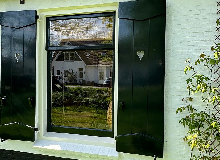 Veranda von Paal 91 Texel in De Cocksdorp, ideal zum Entspannen in der Natur von Texel, Wadden Islands.