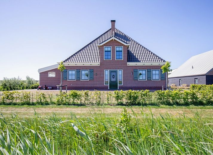 Appartement B in De Cocksdorp, Texel, met ruim terras en uitzicht op de Waddeneilanden.