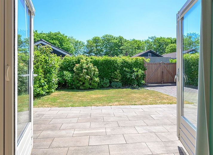 Bungalow Slufterhoek 108 in De Cocksdorp, Texel, mit sonnigem Garten und Terrasse, ideales Urlaubsdomizil auf den Watteninseln.