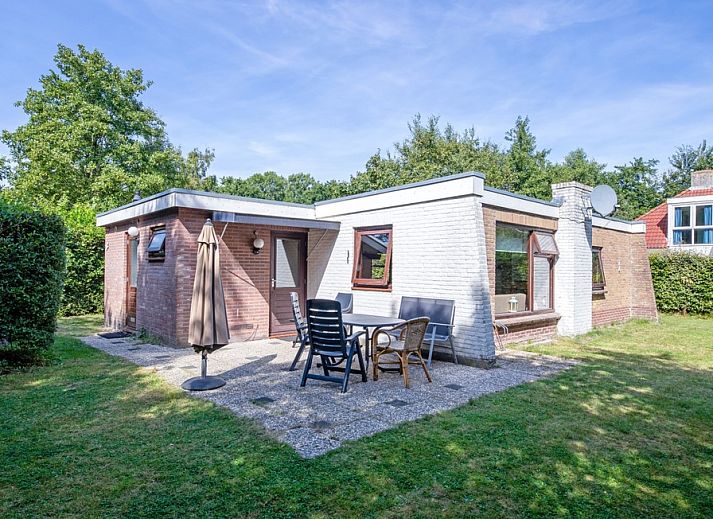 Ferienhaus Slufterduin 092 in De Cocksdorp, Texel mit grossem Garten und Terrasse, ideal fuer Entspannung auf den Watteninseln.