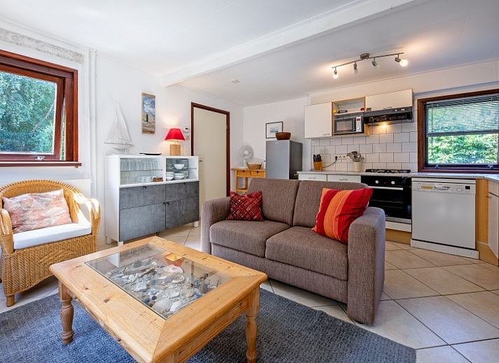 Ferienhaus Slufterduin 092 in De Cocksdorp, Texel mit grossem Garten und Terrasse, ideal fuer Entspannung auf den Watteninseln.