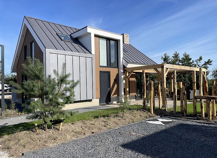 Freistehendes Haus in De Cocksdorp, Texel: modernes, grozgig angelegtes Ferienhaus in natrlicher Umgebung auf den Watteninseln.