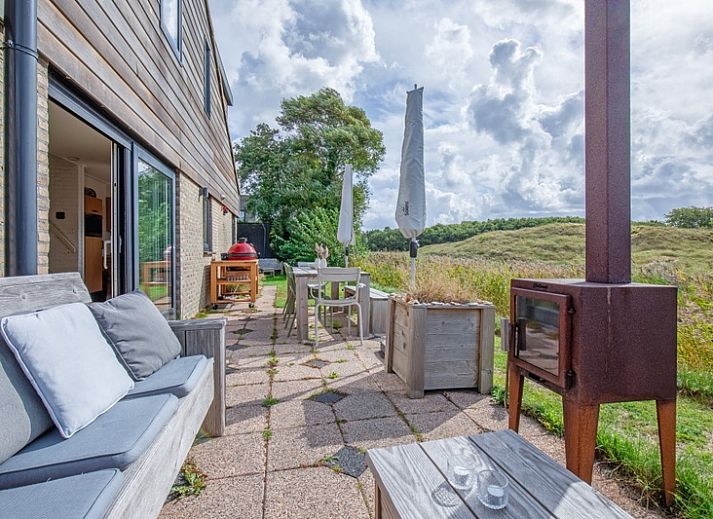 Kaap Zilt vacation home in De Cocksdorp, Texel, surrounded by nature and wide views, ideal for rest and relaxation.