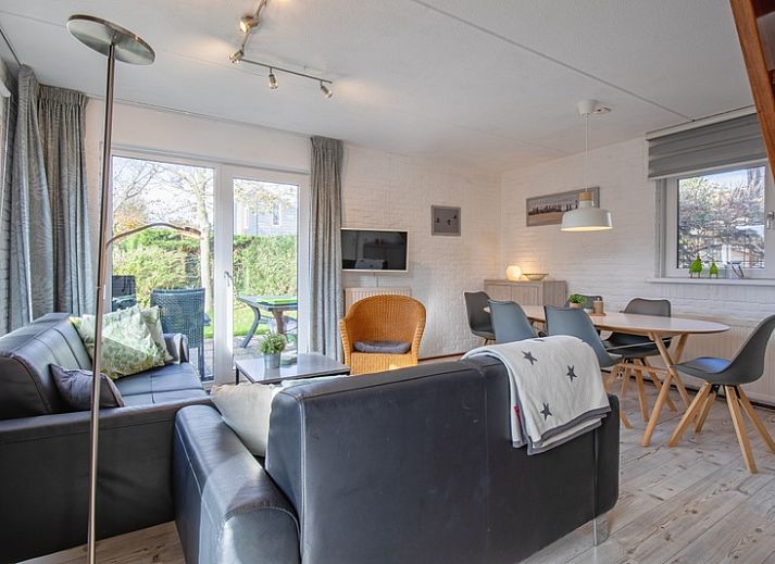 Charmant vakantiehuis Villapark Residentie Texel nr. 305 in De Cocksdorp, Texel, omringd door natuur en rust.