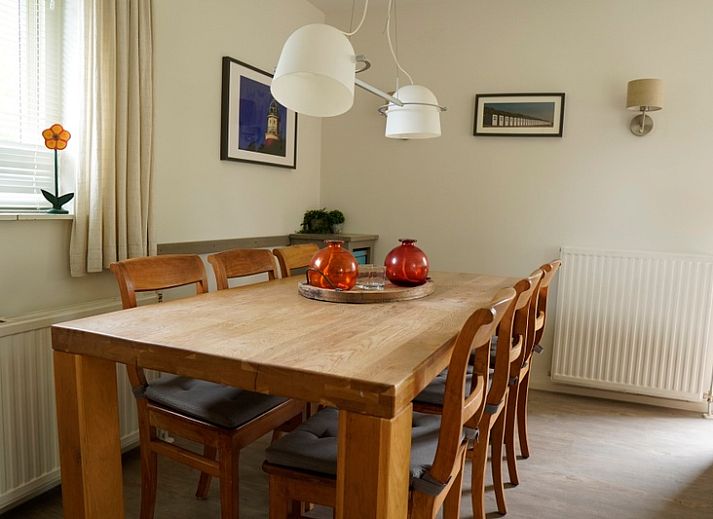 Vakantiehuis A 343 in De Cocksdorp, Texel, biedt een serene buitenaanblik met omringende natuur op de Waddeneilanden.